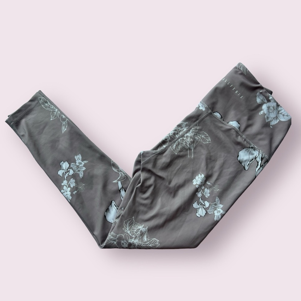 Allfenix Blush Pink Floral Leggings Small